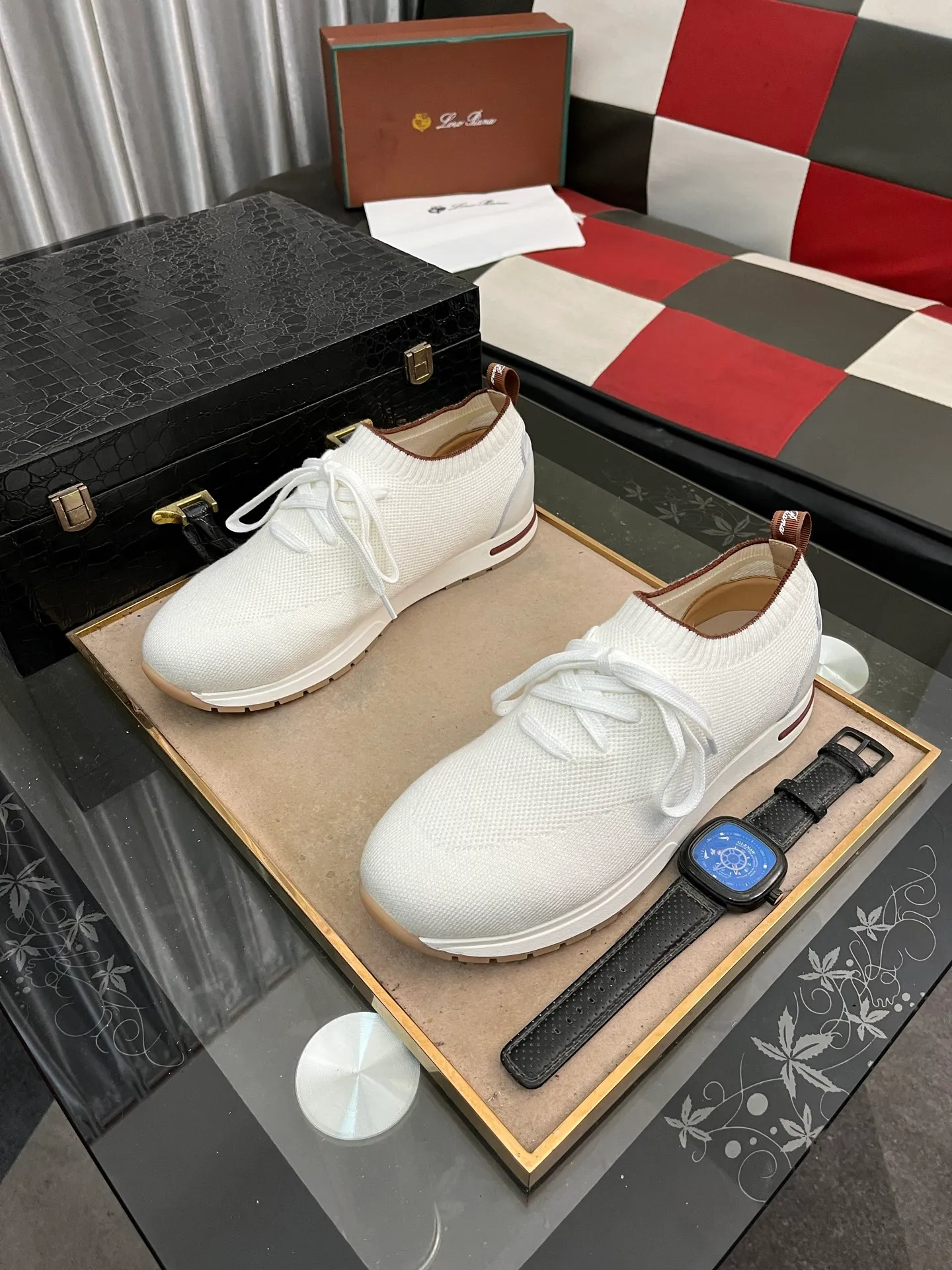 Men's shoes 💰420⌚️⌚️ (loro piana) new moccasin shoes official website original 1:1 mold opening, original quality 💯 fine workmanship, high-end luxury ☘ The upper is made of original waterproof treatment breathable fly-woven suede 🌴 luxury 🐂 leather lining 🍓 rubber wear-resistant outsole, size 38-44 (size 45 can be customized) 5️⃣ colors available